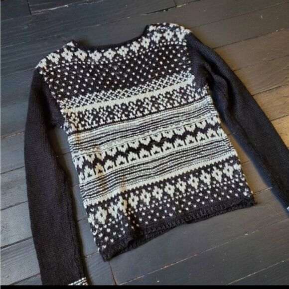 ⚘Forever 21 Thick Sweater - Picture 8 of 8